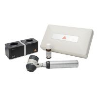 Heine Delta 20T dermatoscoop set met Beta NT4 tafeloplader